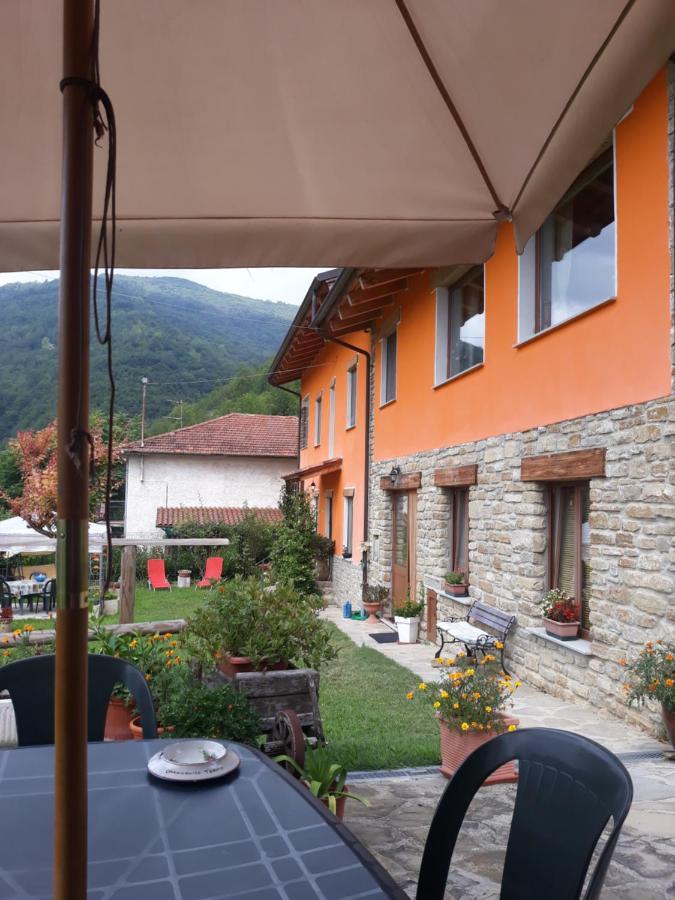 Ca D' Fefi Bed & Breakfast Gorzegno Eksteriør bilde