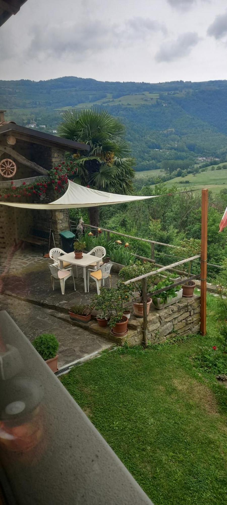 Ca D' Fefi Bed & Breakfast Gorzegno Eksteriør bilde